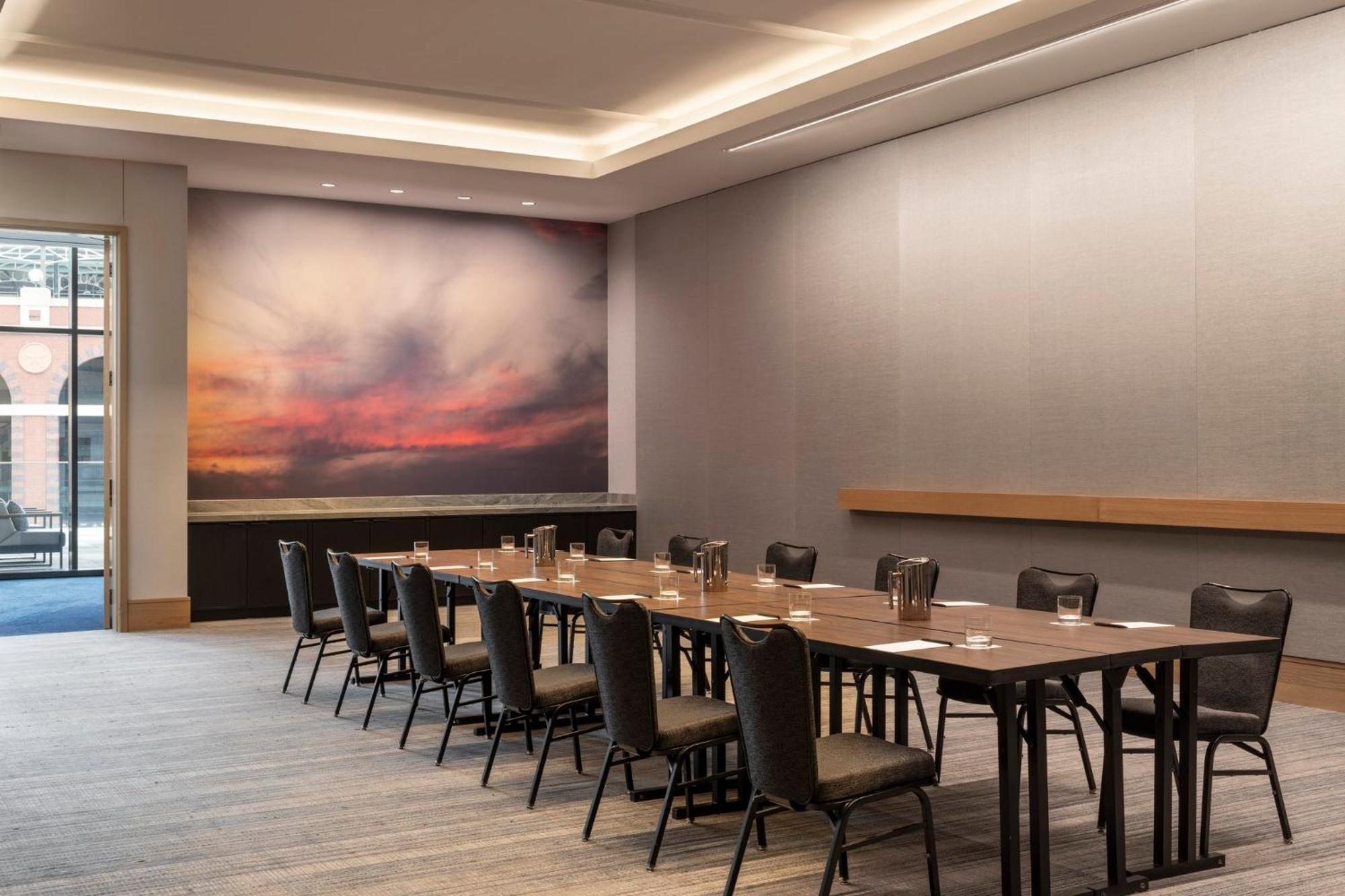 Loews Arlington Hotel Экстерьер фото