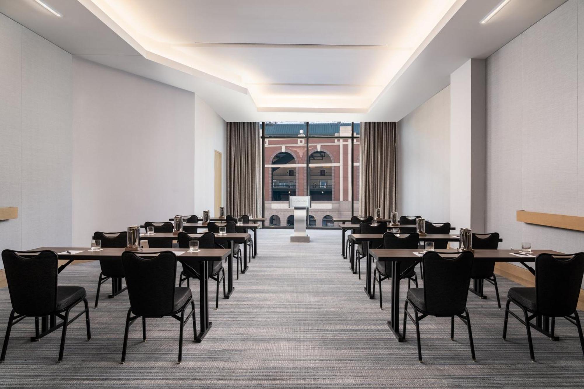 Loews Arlington Hotel Экстерьер фото