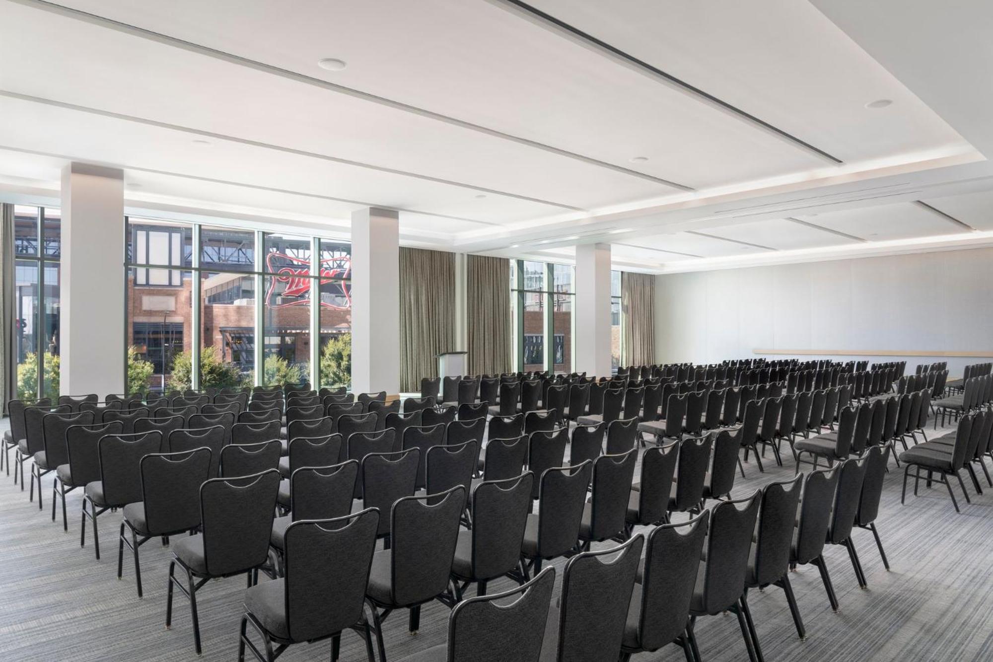 Loews Arlington Hotel Экстерьер фото